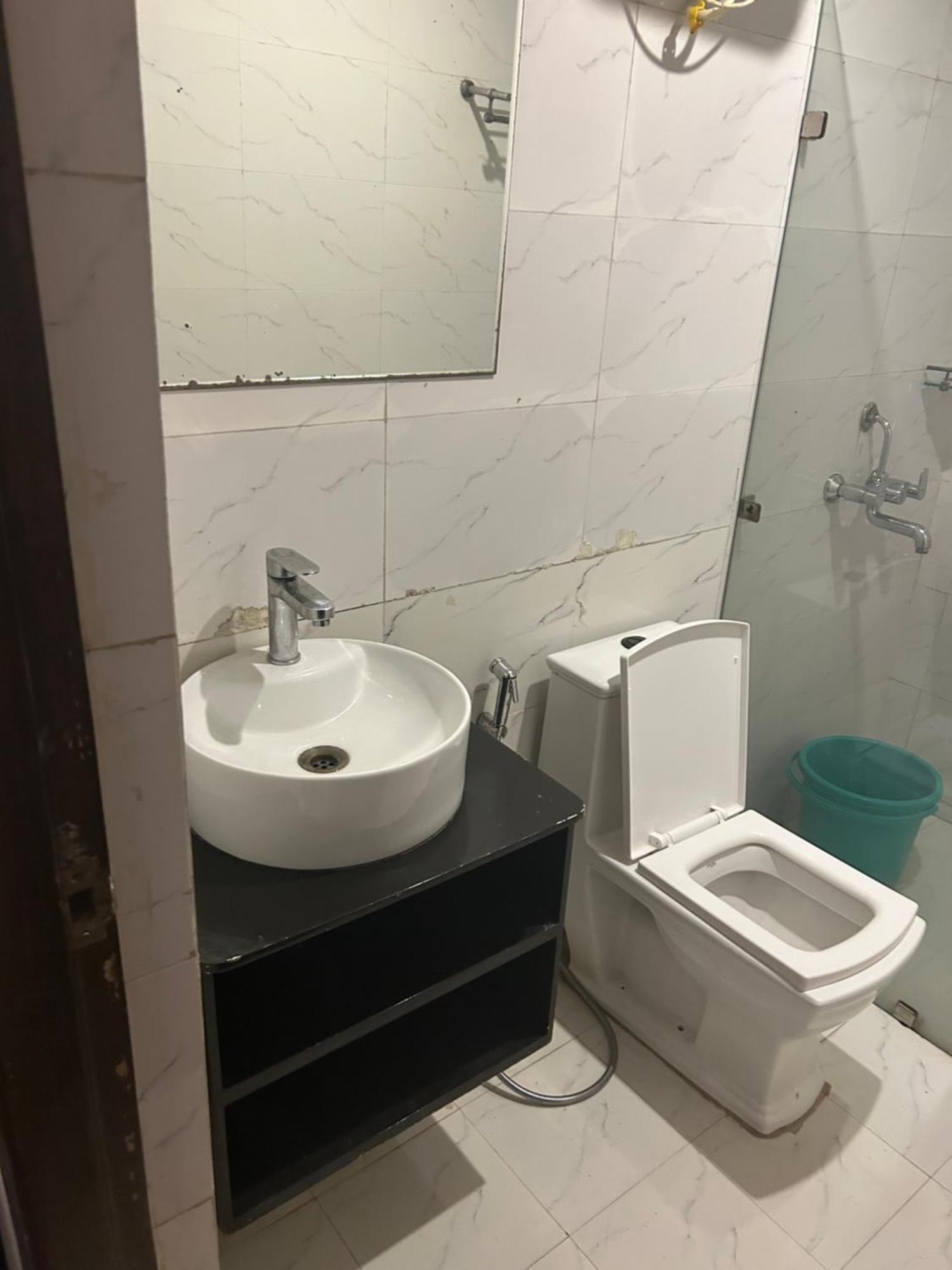 Hotel Anandan Citrine Vrindāvan Esterno foto